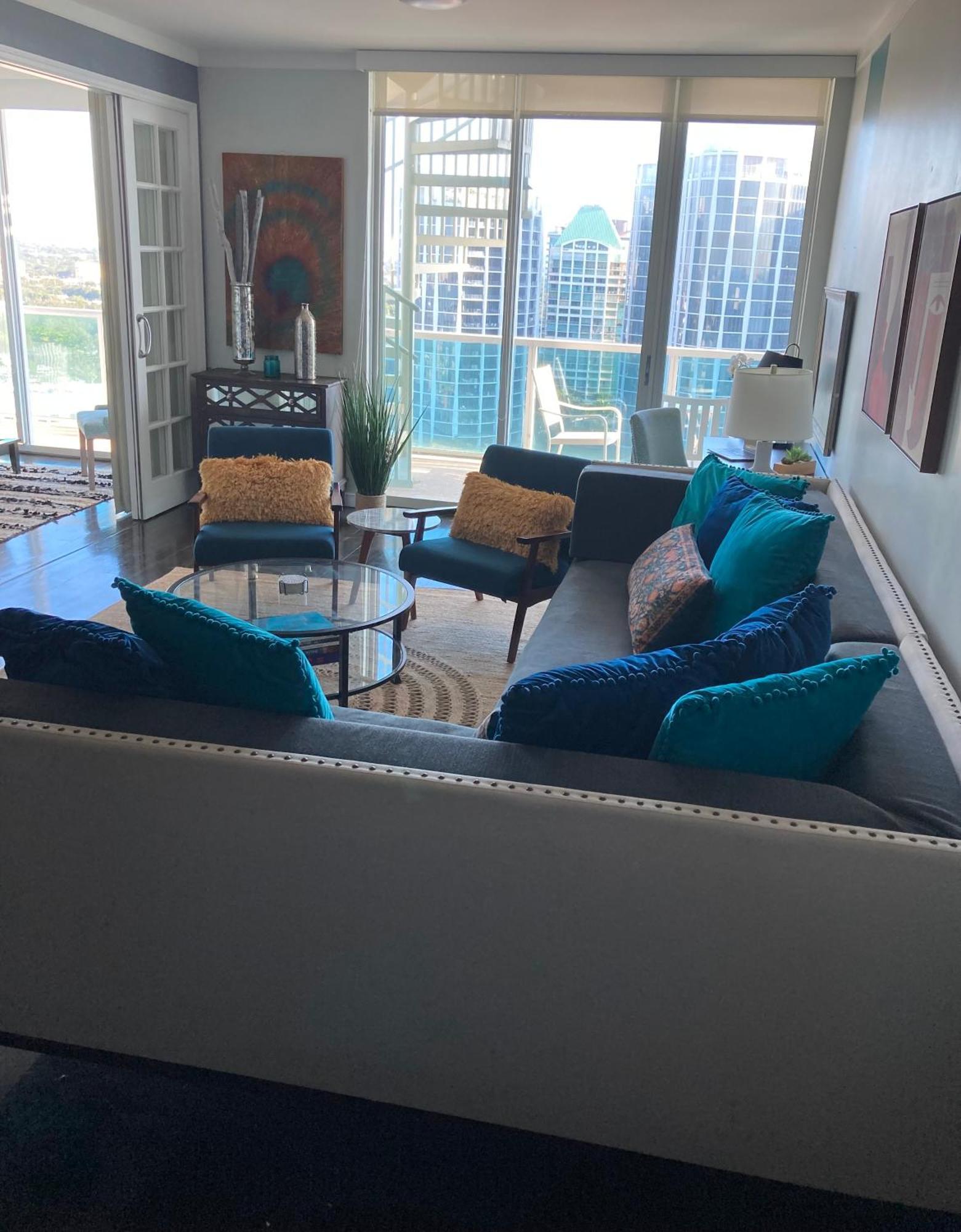 Luxury Penthouse With Private Rooftop Terrace In Coconut Grove Appartement