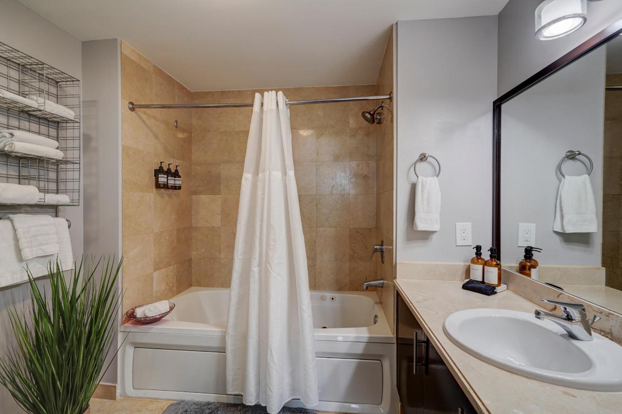 Luxury Penthouse With Private Rooftop Terrace In Coconut Grove Appartement Miami