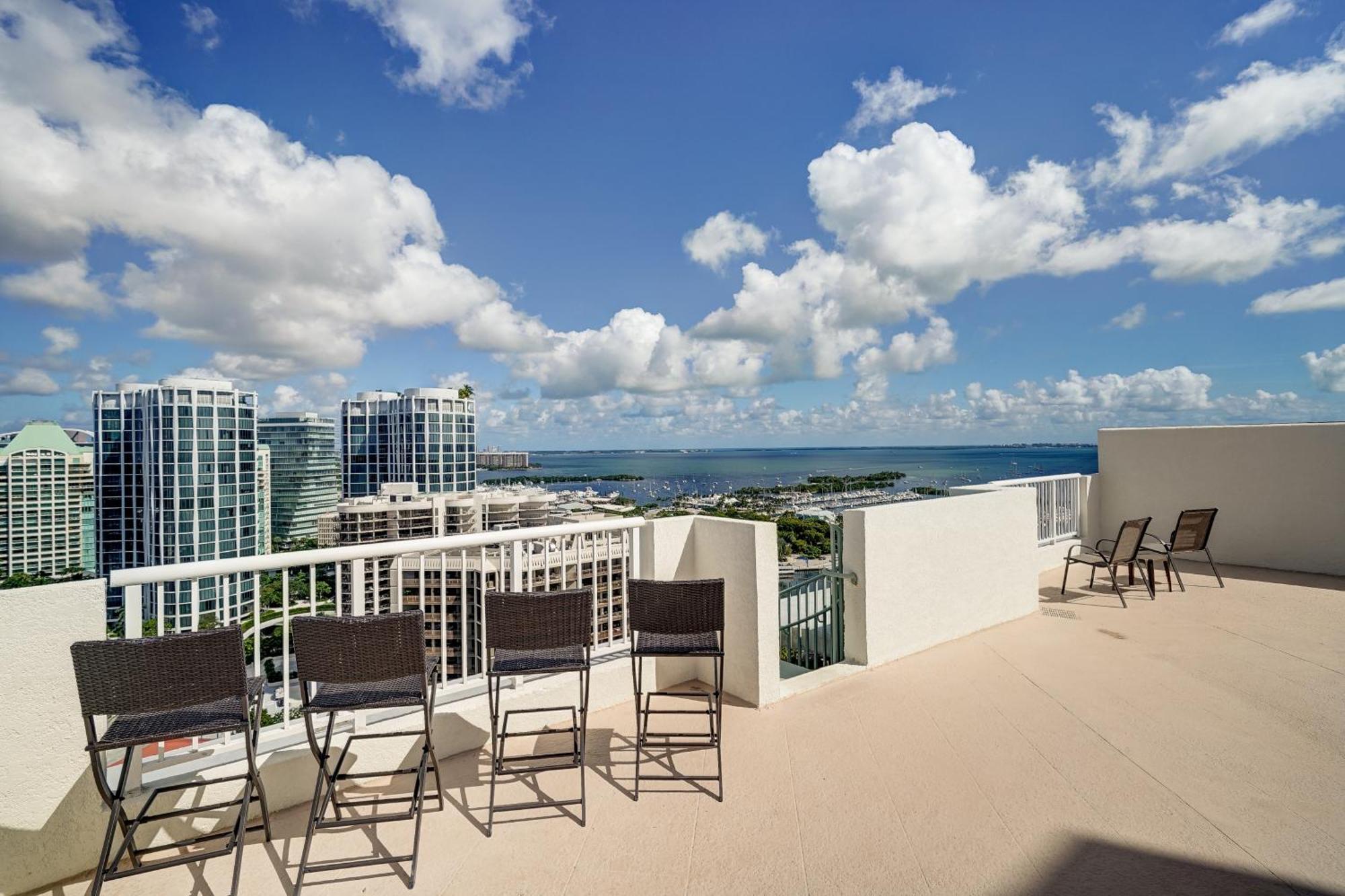 Appartement Luxury Penthouse With Private Rooftop Terrace In Coconut Grove Miami